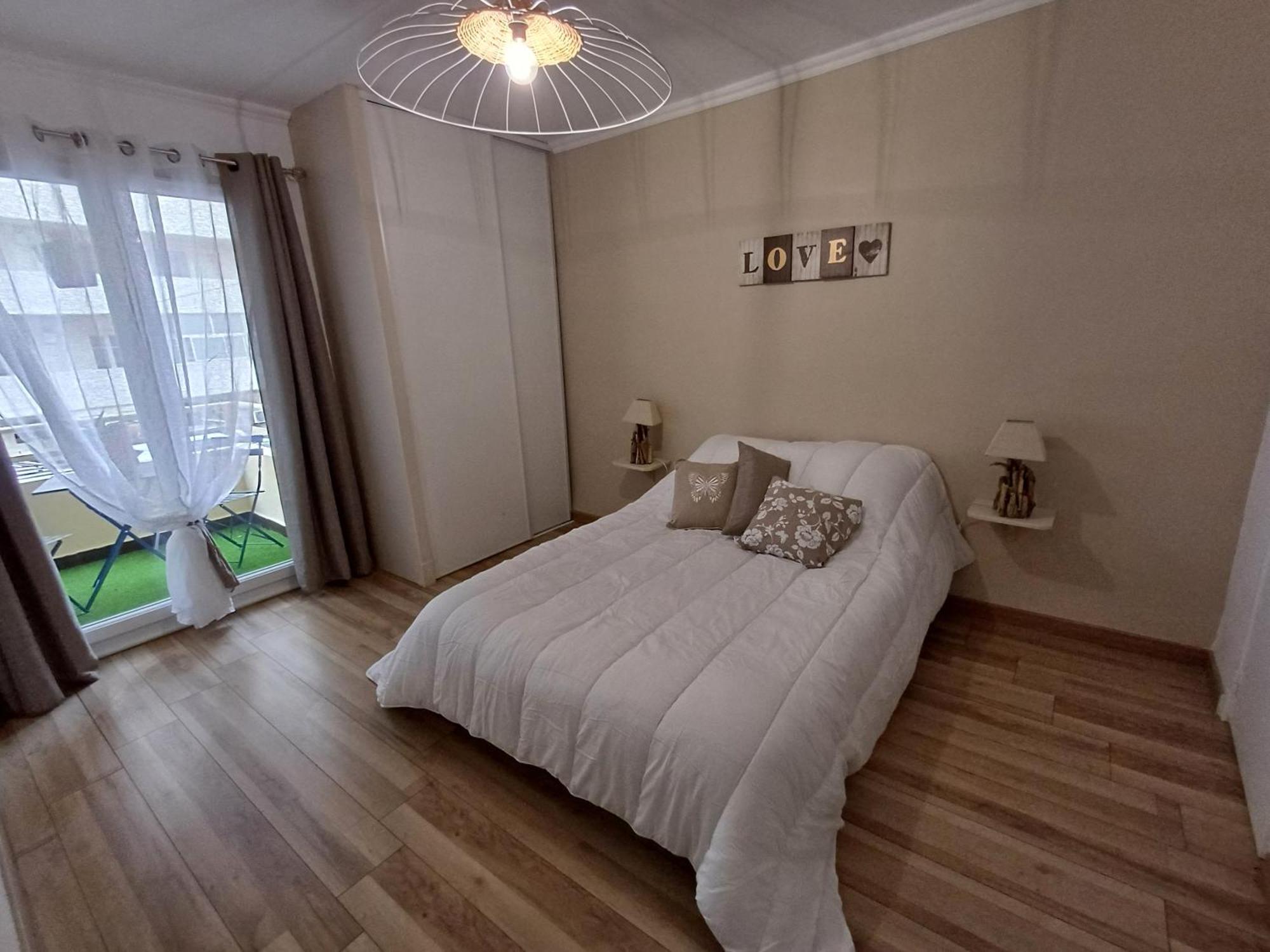 Plein Soleil Bed & Breakfast Toulon Luaran gambar